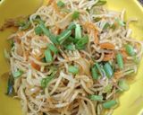 A picture of step 3 of Veg.schezwan noodles.