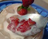 Foto langkah ke 2 dari resep Milkshake Strawberry.