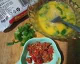 Foto langkah ke 1 dari resep Mie goreng telur dadar orak arik.