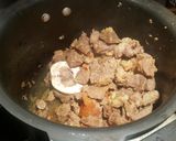 A picture of step 4 of Mama's Ramadan Beef Congee.