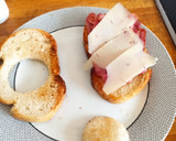 Foto del paso 3 de la receta: Bocadillo de bacon queso y huevo