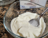 Foto del paso 4 de la receta: Fresas con granadina y queso batido