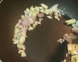 Foto langkah ke 3 dari resep Kimchi Bokkeumbap (Fried Rice).