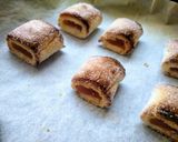 Foto del paso 14 de la receta: Panellets variados (chocolate, membrillo y guindas confitadas)
