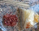 Foto del paso 1 de la receta Piruletas de queso con virutas de jamón