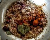 A picture of step 2 of Tandoori aalu gobhi.