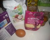 Foto del paso 1 de la receta: Pan de almendra molida y semillas keto