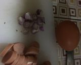 Foto langkah ke 1 dari resep Omlete mie gelas.