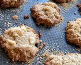 A picture of step 5 of Apple crumble cookies.