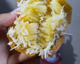 Foto langkah ke 7 dari resep Martabak Manis Mini.