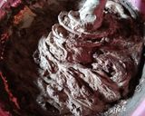 Foto langkah ke 4 dari resep Brownies Coklat Kukus (aroma blueberry).