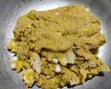 A picture of step 2 of Brown bread pakoda.