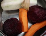 A picture of step 1 of Healthy beetroot juice.