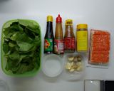Foto langkah ke 1 dari resep Cah Sawi Crab Stick.