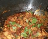 A picture of step 6 of Methi chicken.