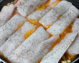 Foto del paso 3 de la receta: Centros y Ventresca de Merluza con Mix de Setas Salteadas