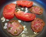 Foto del paso 2 de la receta: Arroz al huevo con tomates selectos