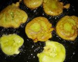Foto del paso 4 de la receta: Bocaditos de palta fritos