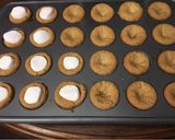 A picture of step 5 of Peanut butter Smore cookies.