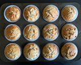 A picture of step 2 of Hummingbird Cupcakes.