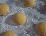 Foto langkah ke 3 dari resep Donat Ubi Rambat 1 kali Proofing Ngembang Lembut.
