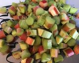 Une image de l'étape 2 de Tarte à la rhubarbe crème vanille et épeautre.