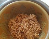 Hình bước làm 14 của món Mì xào rau củ chay