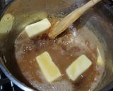 Csokis-karamellás torta 'sütés nélkül' recept fázis 2 fotója