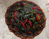 Foto langkah ke 4 dari resep Tempe Telur Tumis Kecap.