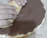A picture of step 7 of Chocolate vanilla Swiss roll in fry pan.