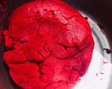 A picture of step 3 of Redvelvet cookies.