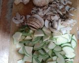 Foto del paso 1 de la receta: Guiso de calabacitas y champiñón