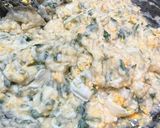 Foto del paso 3 de la receta: Moñitas con salsa bechamel de perejil y huevo