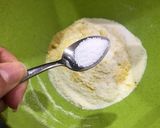 Foto del paso 2 de la receta: Arepa con huevo y aguacate