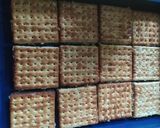 Foto langkah ke 3 dari resep Crackers Sayuran / Kue Gabin Sayuran renyah.