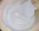 Foto langkah ke 3 dari resep Bolu Kukus Putih Telur.
