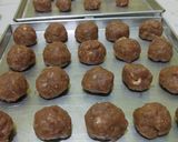 Foto langkah ke 3 dari resep Semur Bola-bola Daging Isi Keju Leleh.