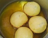 A picture of step 4 of Mandazi.