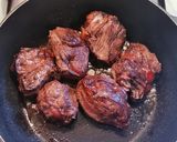 Une image de l'étape 5 de Joues de Boeuf en Civet.