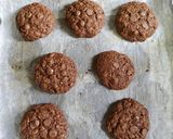 A picture of step 6 of Chocolate oatmeal cookies.