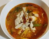 รูปขั้นตอนการทำที่ 4 ของ เส้นเล็กต้มยำอกไก่