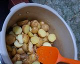 Foto langkah ke 5 dari resep Cheesy Baby Potato.