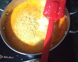 A picture of step 2 of Gajer ka halwa.
