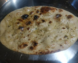 கோதுமை கார்லிக் நான் ரெசிபி ஸ்டேப் 6 புகைப்படம்