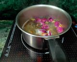 A picture of step 3 of Kashmiri kahva tea.
