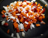 Foto del paso 1 de la receta: Calabacines rellenos de verduras