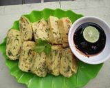 Foto langkah ke 8 dari resep Telur dadar gulung.