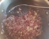 A picture of step 4 of Completely homemade chicken madras pizzas.