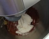 Foto langkah ke 2 dari resep Swiss Roll Coklat (Bolu Gulung Tempe) ala Mbak Rohani.