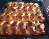 Foto del paso 9 de la receta: Medialunas de Manteca con harina común!! Facilísimo !